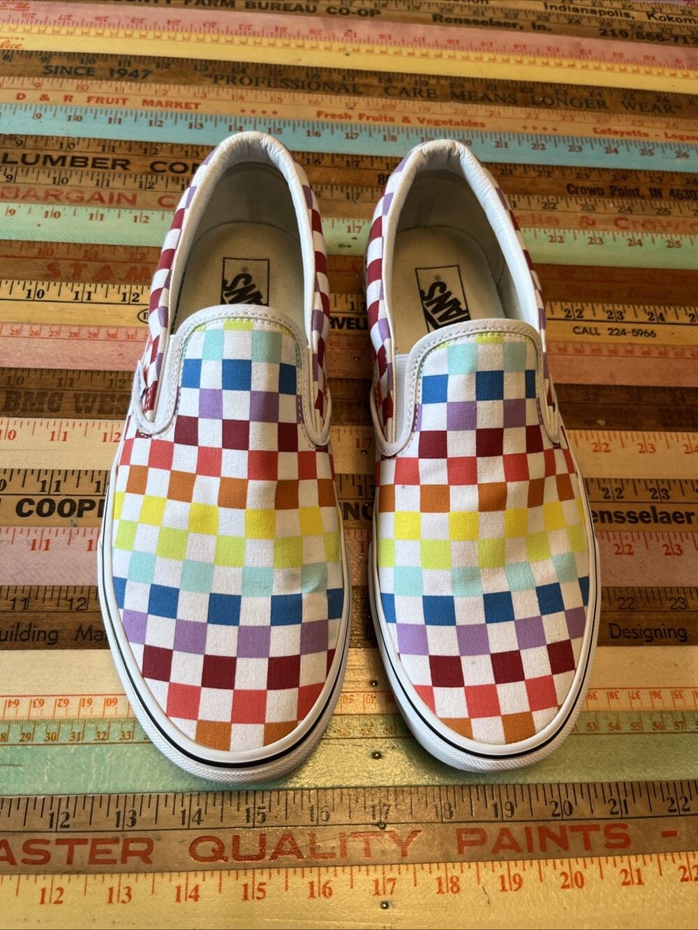 Vans Classic Slip-On Rainbow Checkered Multi Color Shoes Women’s 12 Mens 10.5